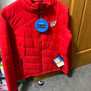 Red Wisconsin Badger Columbia coat new with tags size medium